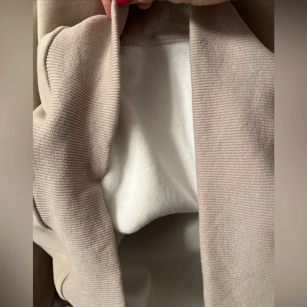 White Fox Vol.3 Women’s Hoodie Pullover Color Moon Sweatshirt Size M/L - Picture 8 of 14